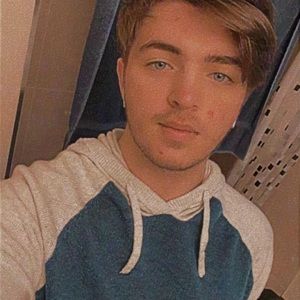 Meet your Posher, Ethan